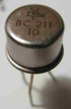 TRANSISTOR BJT BC211 NPN